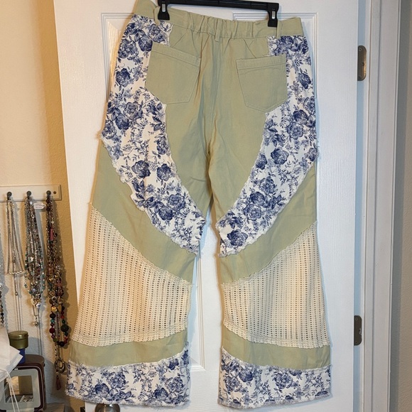 POL Floral Patchwork Wide-Leg Pants - Picture 5 of 7